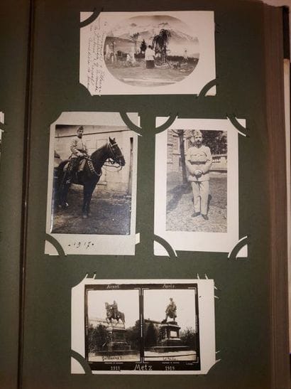 Album de cartes postales, certaines rehaussées,...