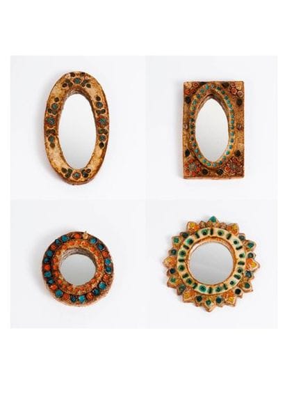 VALLAURIS


Lot de quatre petits miroirs,...