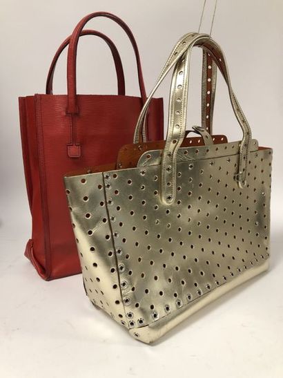 JAMIN PUECH

Sac cabas en cuir rouge à surpiqûres...