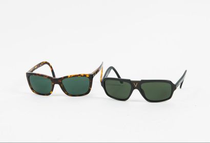 FENDI, Blink 


Paire de lunettes de soleil,...