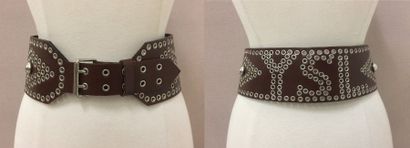 Yves SAINT LAURENT Rive Gauche


Large ceinture...