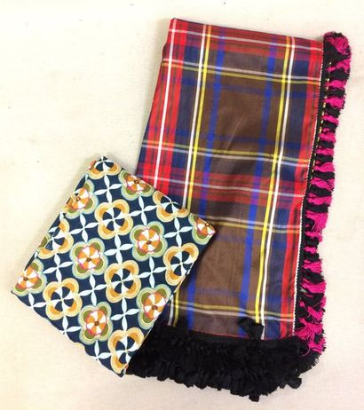 ANTIK BATIK , Yves SAINT LAURENT Rive Gauche
Lot...