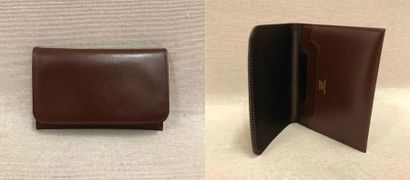 HERMES Paris


Porte-carte en box marron,...