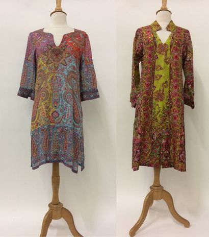 ETRO Milano Vintage 


Deux tuniques :

-Longue...