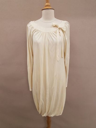 Diane von FURSTENBERG


Robe mi-longue en...