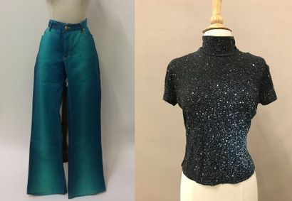 Roberto CAVALLI


Lot comprenant :

-T-shirt...