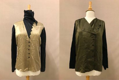 EMANUEL UNGARO PARIS


Lot de deux chemises...