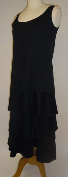 Ted LAPIDUS


Robe noire sans manche en jersey...