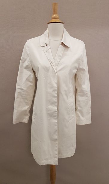 BURBERRY


Imperméable en toile de coton...