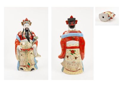 Chinois debout tenant un ruyi.

Statue en...