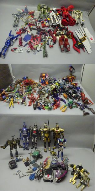 GUNDAM/MACROSS/ROBOTECH
Une caisse :
Lot...