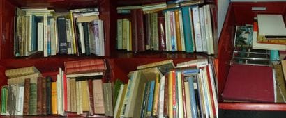 Cinq caisses de livres d'art et de litté...