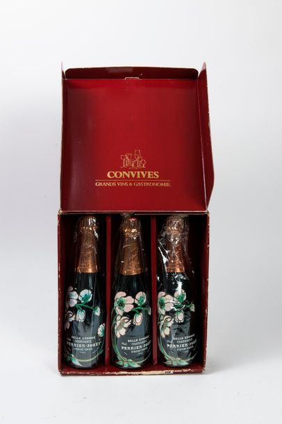 PERRIER-JOUËT


Trois bouteilles de champagne...