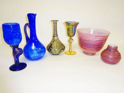 Lot de verreries contemporaines (6 pièces)...