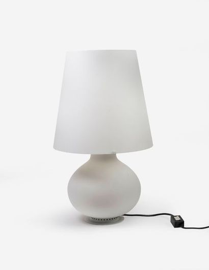 MAX INGRAND (1908-1969) & FONTANA ARTE.

Lampe...