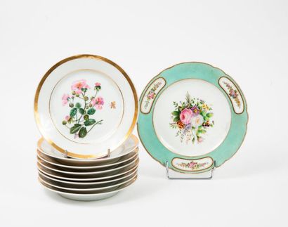 PARIS, XIXème siècle


Série de huit assiettes...