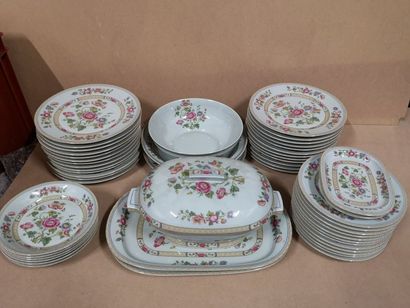 HAVILAND


Partie de service en porcelaine...