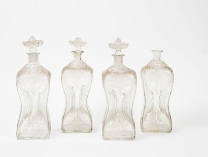 HOLLANDE, XIXème siècle


Quatre bouteilles...