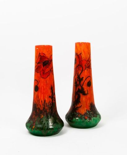 Etablissements LEGRAS 


Paire de vases à...