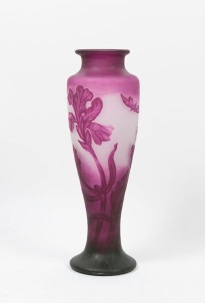 C. Vessière à Nancy


Vase de forme balustre...