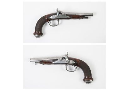 Pistolet d'officier ou de vénerie.

Platines...