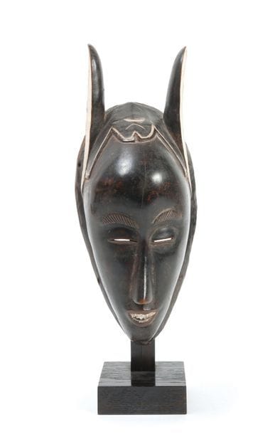 MASQUE FACIAL mi-humain mi-animal (Antilope)
Bois...