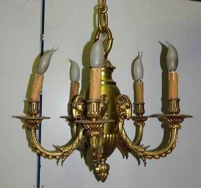 Lustre en bronze à 5 lumières à têtes de...