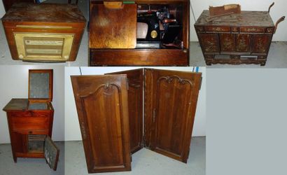 Petit mobilier et divers :

- TSF

- Machine...