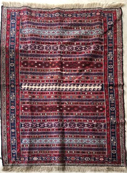 TURQUIE


Tapis en laine à motifs de bandes...