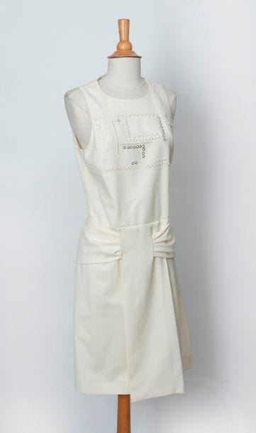 CARVEN

Robe de cocktail en laine ivoire...