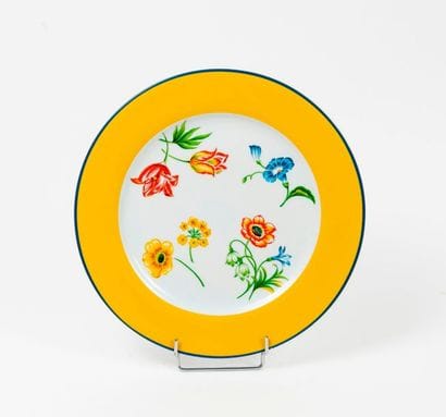 KENZO


Assiette de présentation en porcelaine...