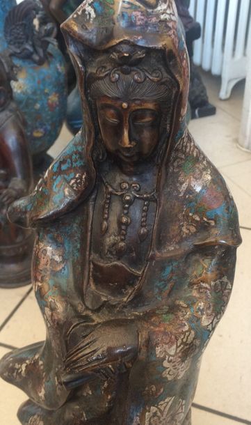 CHINE, XXème siècle

Guanyin émergeant d'une...