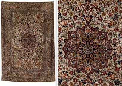 IRAN


Tapis Ghoum en soie à décor d'une...