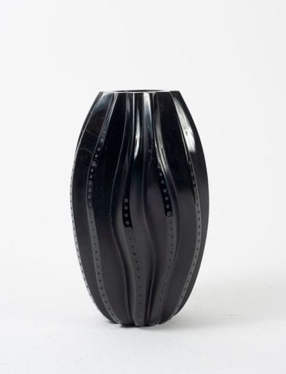 LALIQUE FRANCE


Vase. 

Epreuve en verre...