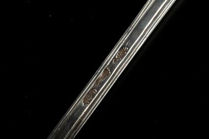 Cuiller à pot en argent à filets. Paris 1783-84....
