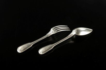 Série de six cuillers et six fourchettes...