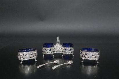 Ensemble en argent : salière double et deux...