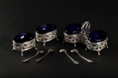 Ensemble en argent : salière double et deux...