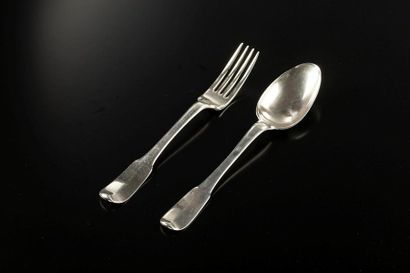 Couvert en argent uni plat. Angers, 1732-34....