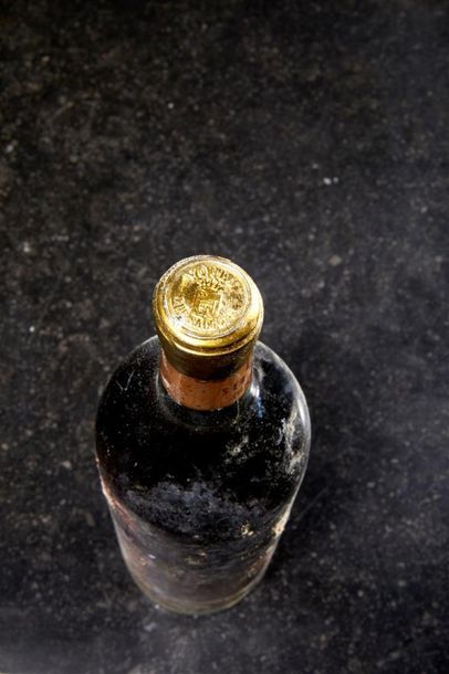 Rare bouteille de Sauternes, château d Yquem...