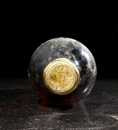 Rare bouteille de Sauternes, château d Yquem...