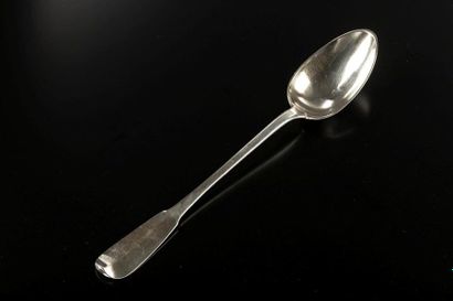 Cuiller à ragoût en argent uni. 
Caen, 1774-75....