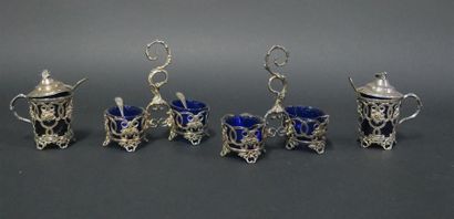 Ensemble en argent, modèle ajouré de rinceaux...