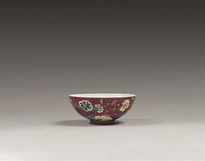 CHINE - Epoque YONGZHENG (1723 - 1735)
Bol...