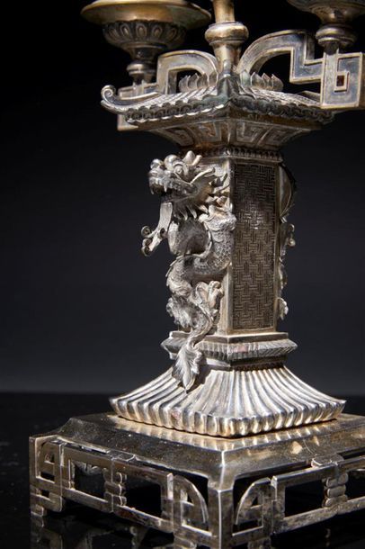CHINE - Fin XIXe siècle
Paire de candélabres...