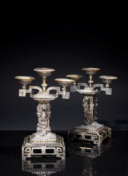 CHINE - Fin XIXe siècle
Paire de candélabres...