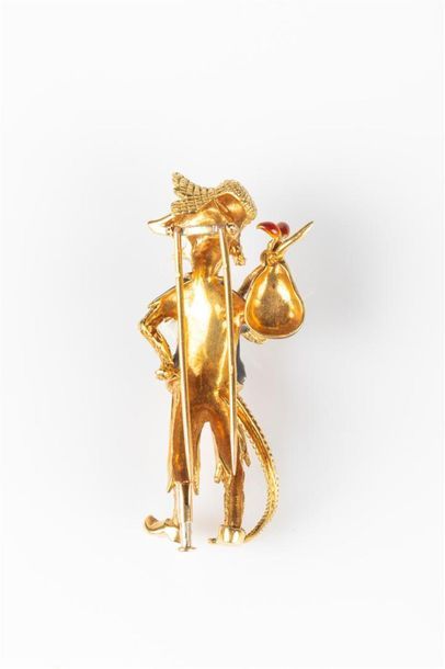 Broche en or émaillé (éclats) figurant un...