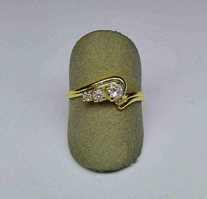 Bague en or jaune, trylogie dégradée d'oxydes...