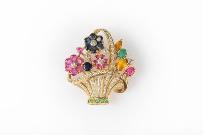Petite broche en or en forme de panier de...