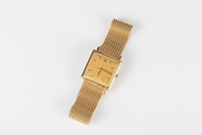 JAEGER LECOULTRE. Bracelet-montre d'homme...
